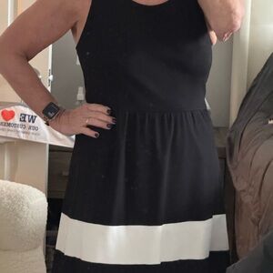 Chic Black and White Sleeveless Dress